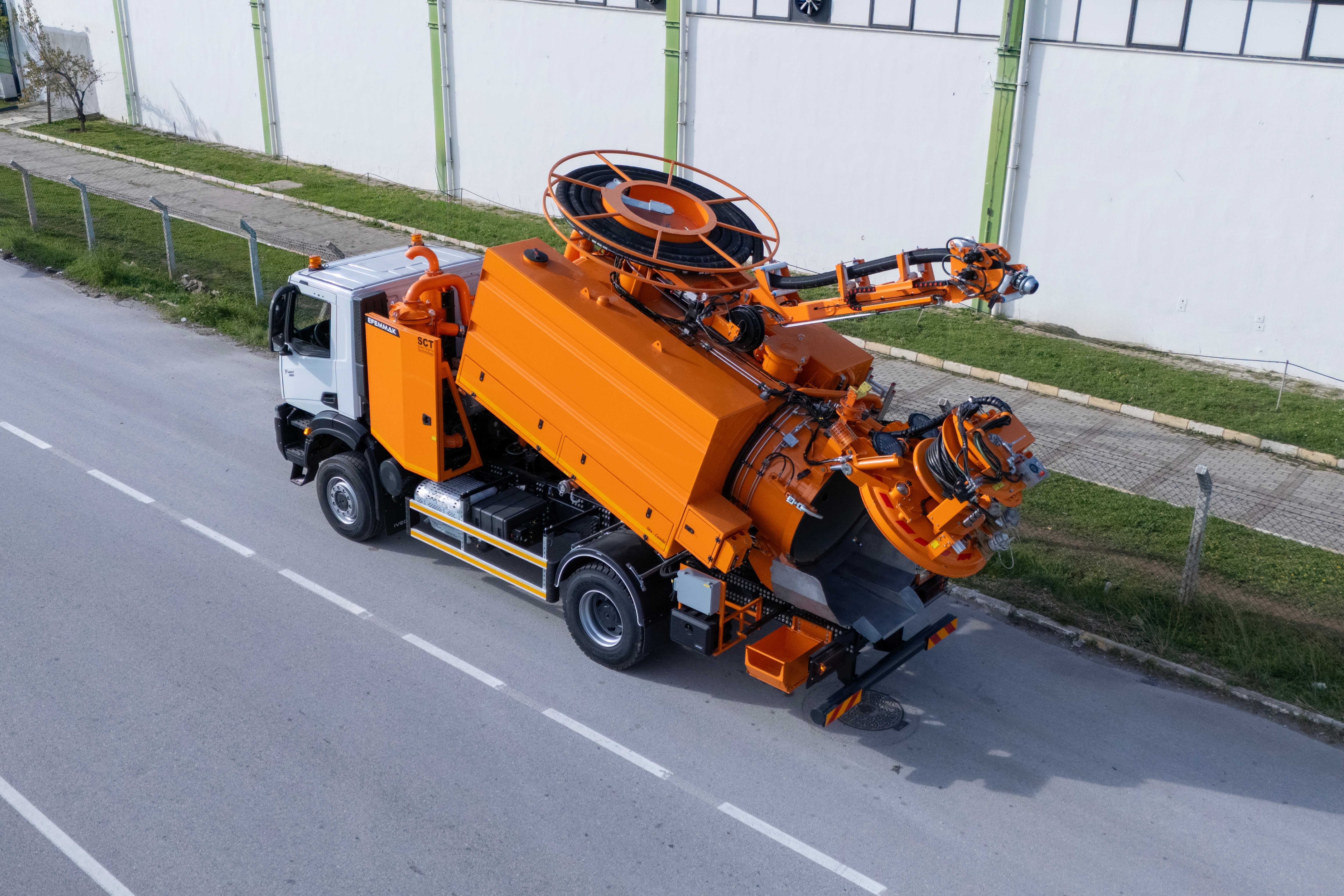 Combined Sewer Jetting and Cleaning
