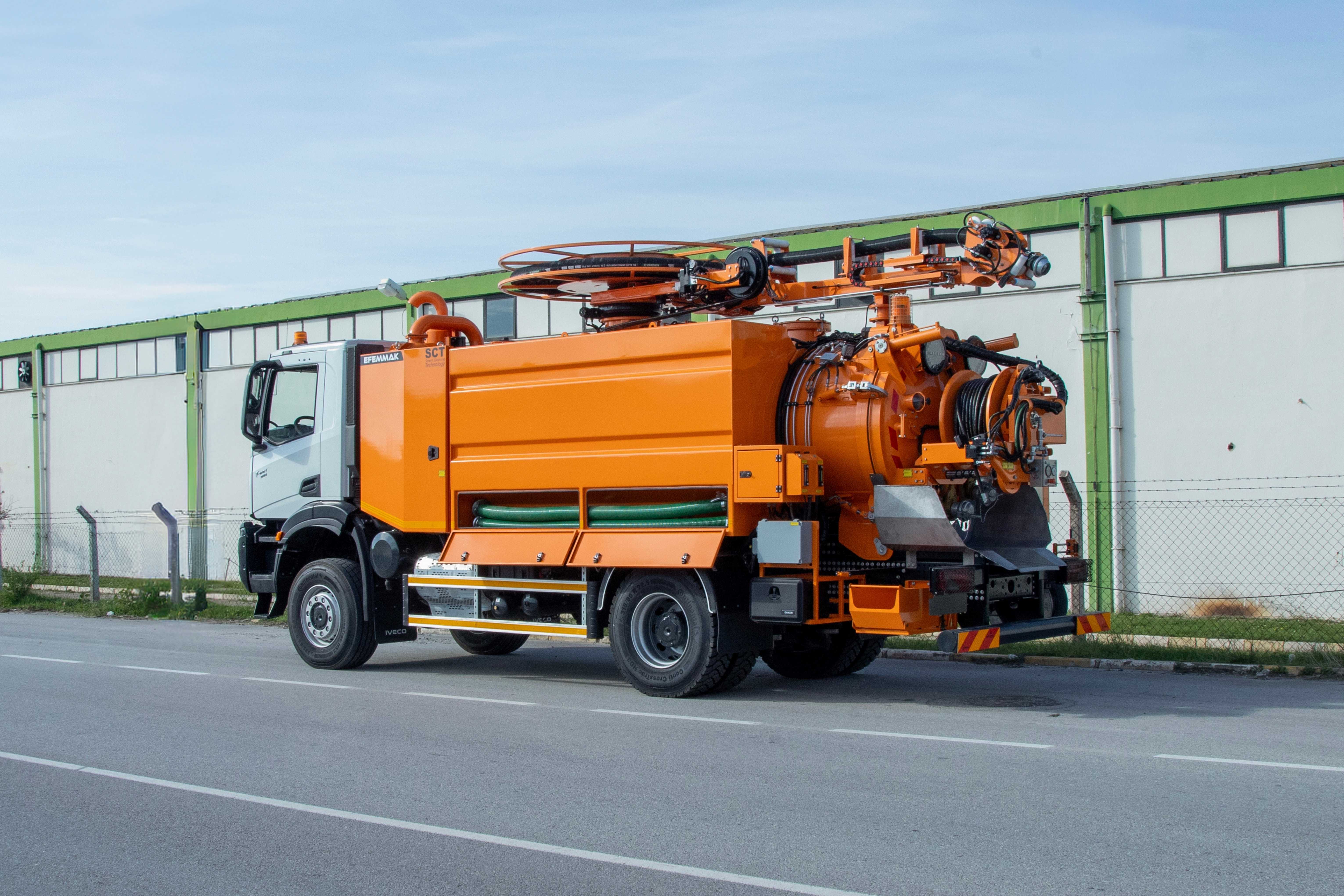 Combined Sewer Jetting and Cleaning
